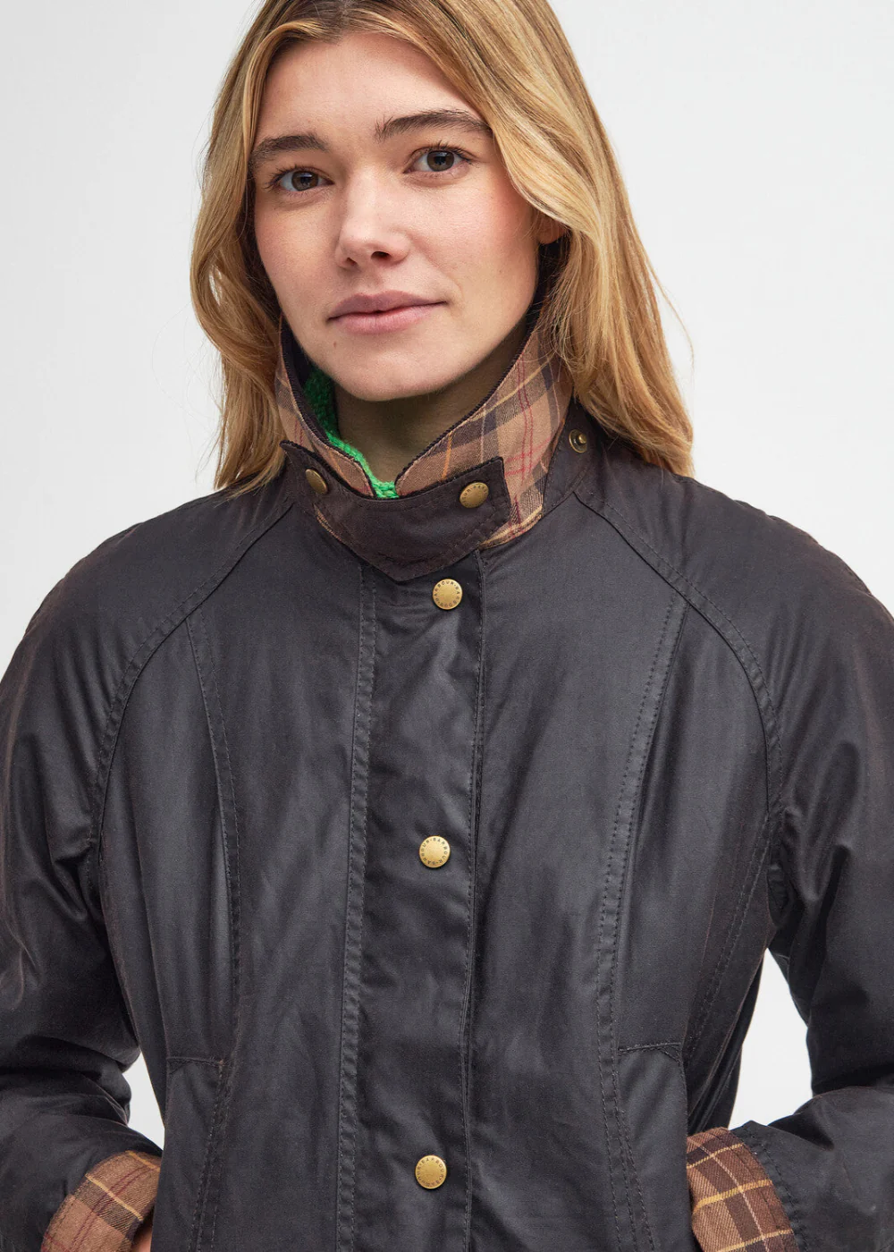 Ladies Beadnell Wax Jacket - Image 4