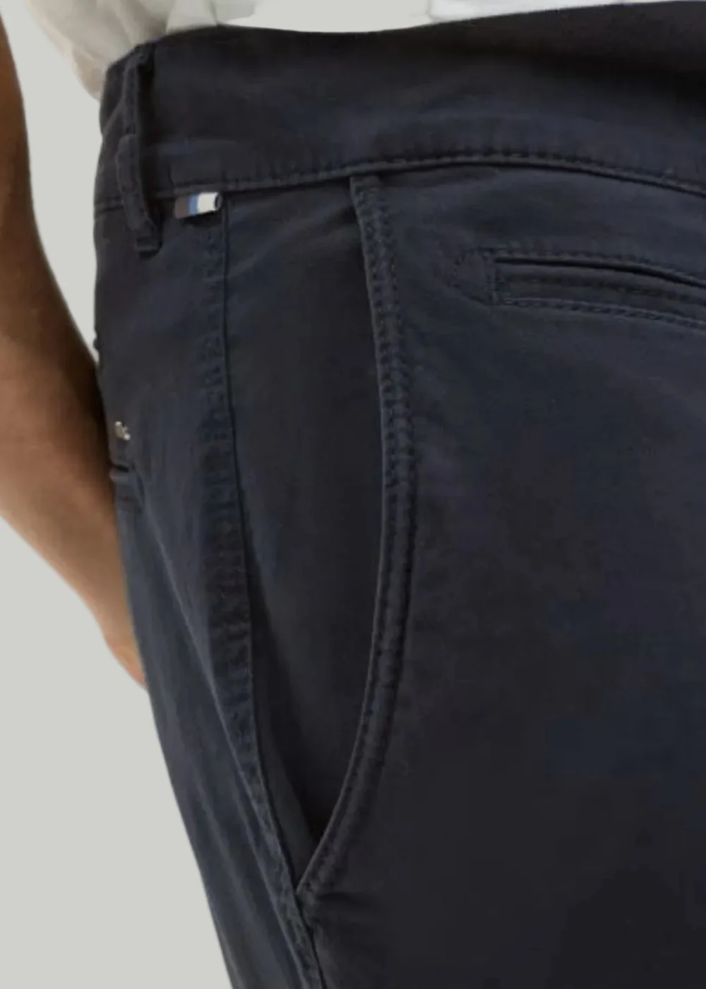 Bari Shorts - Image 5