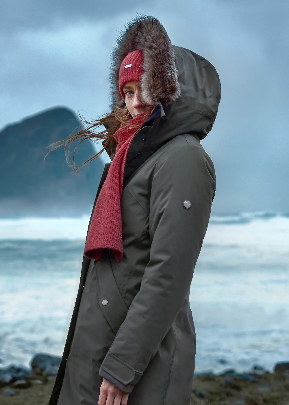 Erna Parka - Image 2