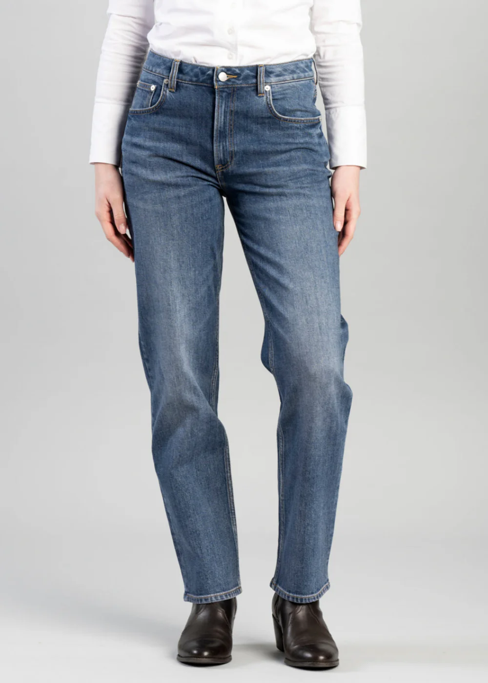 Straight Stretch Jeans