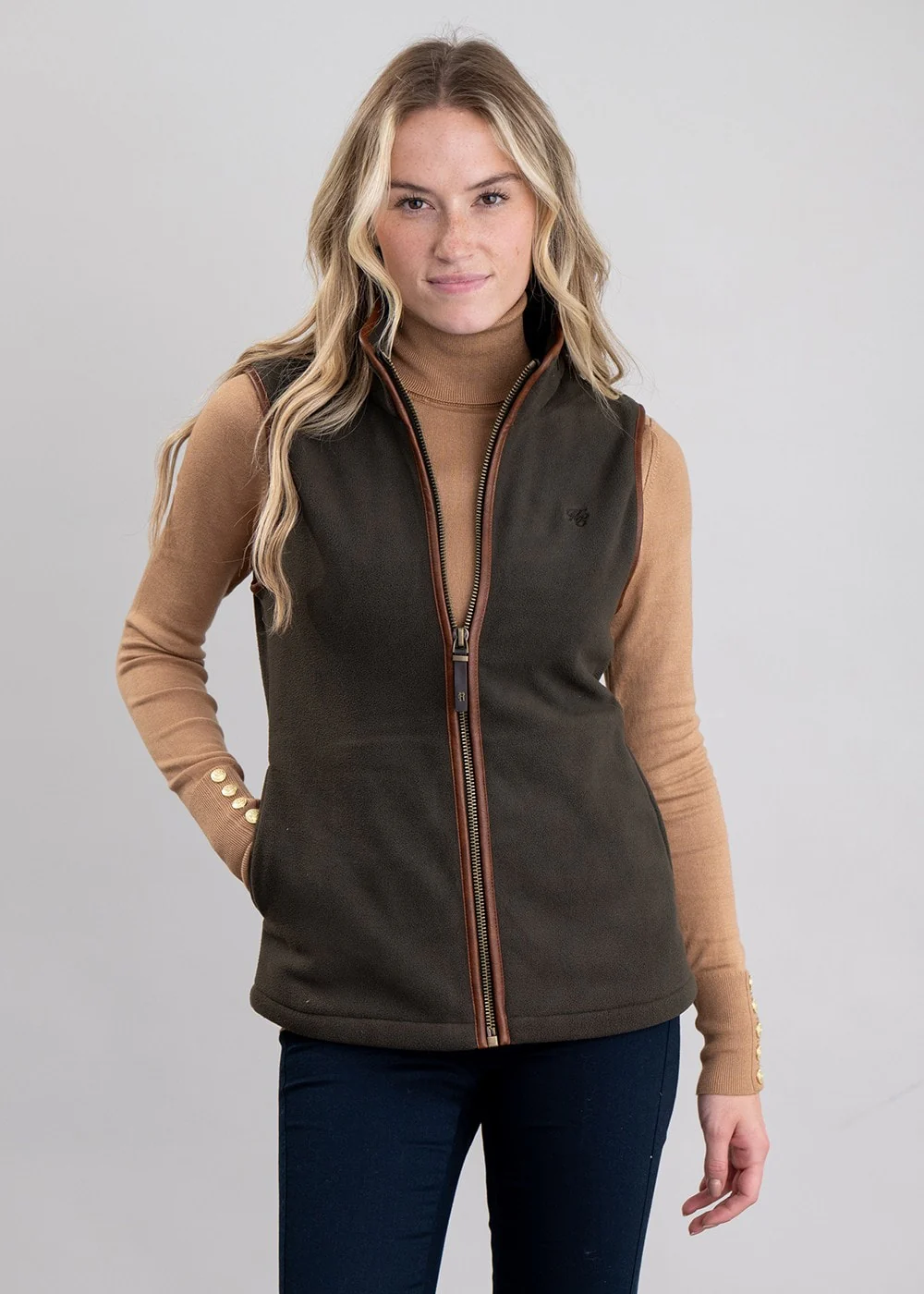 Country Fleece Gilet - Image 5