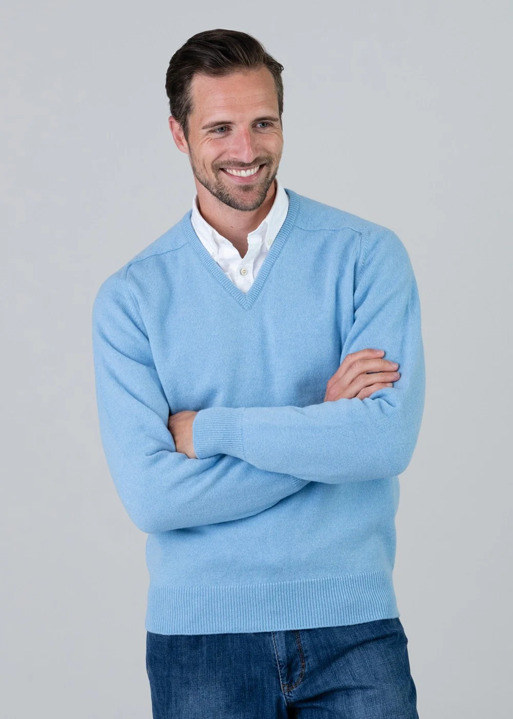 Leven 2 Ply Lambswool V-Neck