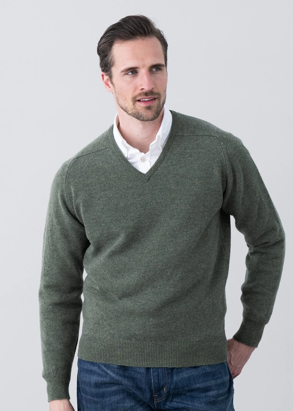 Leven 2 Ply Lambswool V-Neck
