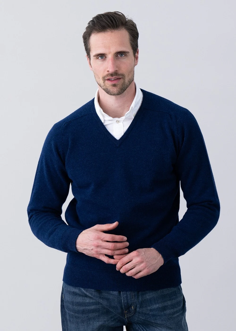 Leven 2 Ply Lambswool V-Neck
