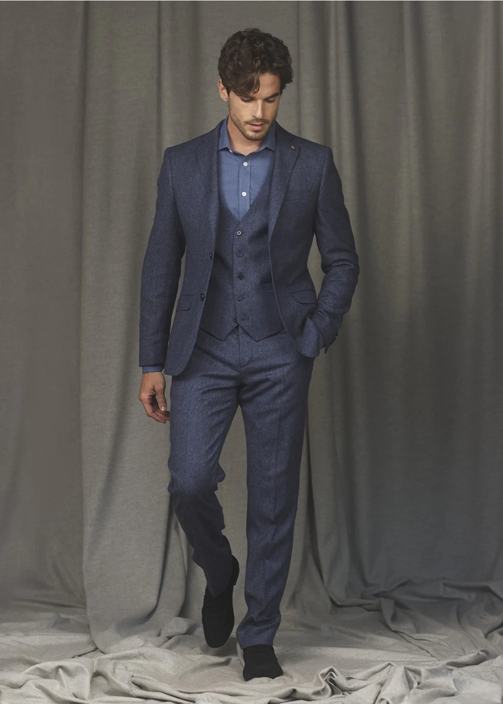 Tolka Donegal Waistcoat - Image 2
