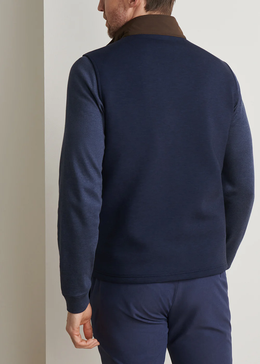 Winsome Hybrid Vest - Image 2