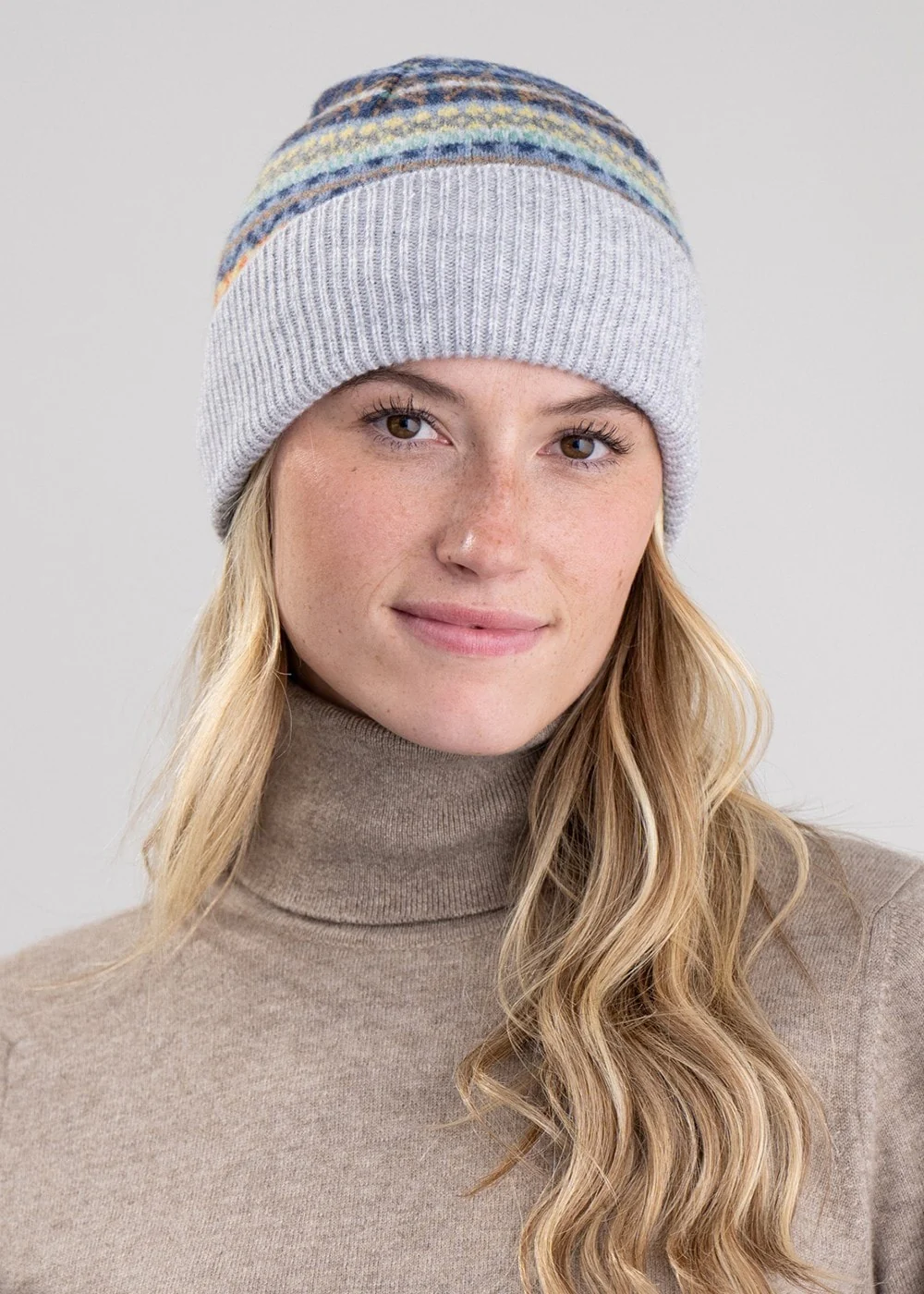 Alba Lambswool Beanie - Image 3