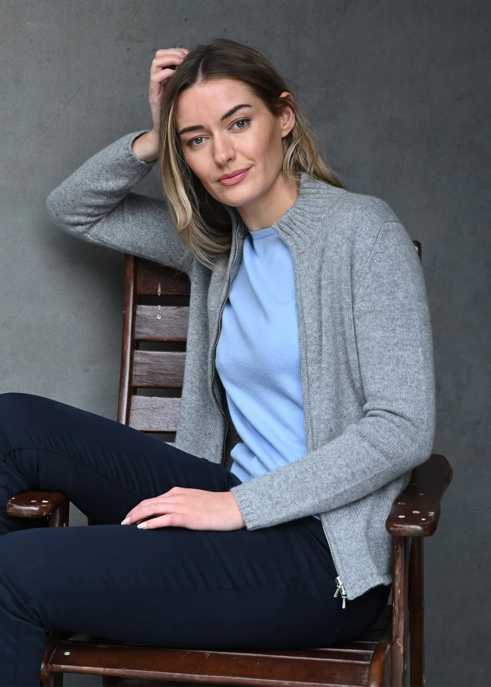 Amelia Cashmere High Neck Zip - Image 5