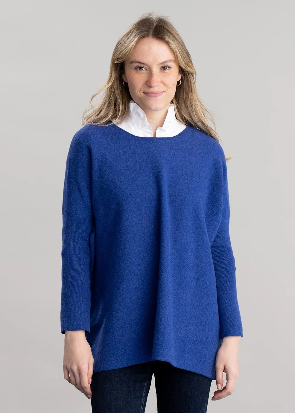 Beatrice Crew Cape - Image 4