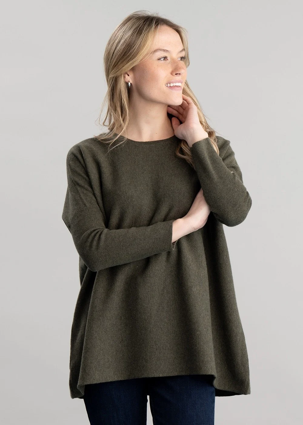 Beatrice Crew Cape - Image 3
