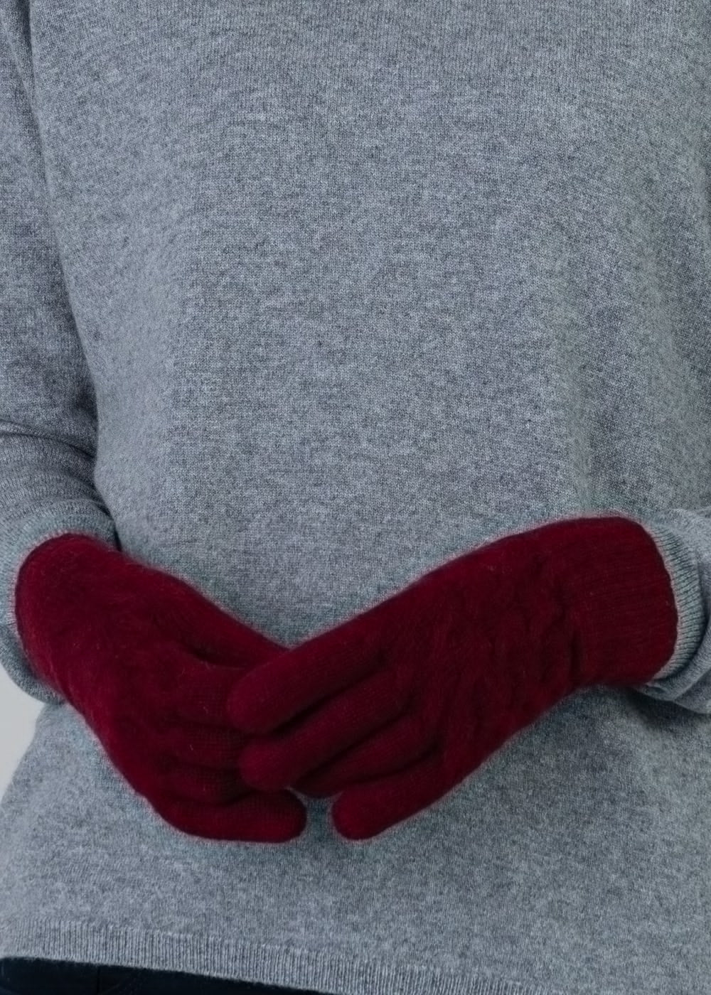 Cashmere Cable Gloves - Image 2
