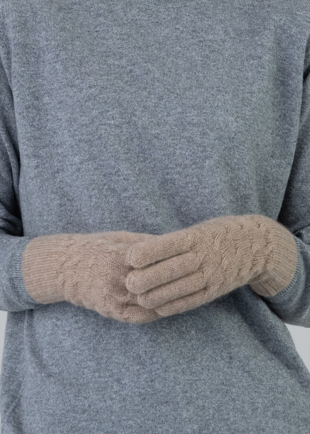Cashmere Cable Gloves - Image 2