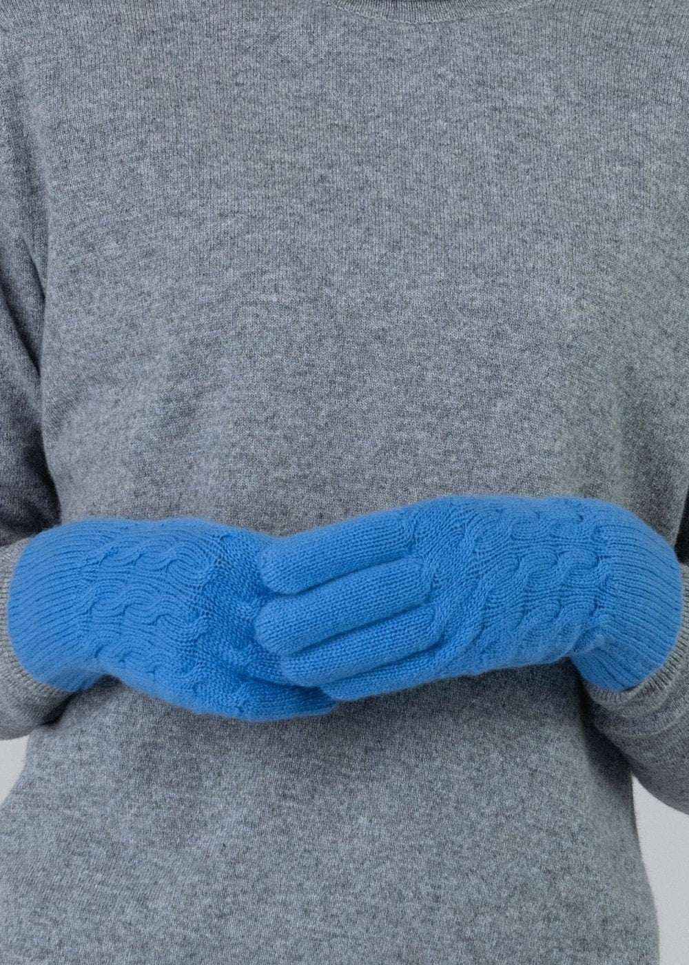 Cashmere Cable Gloves - Image 2