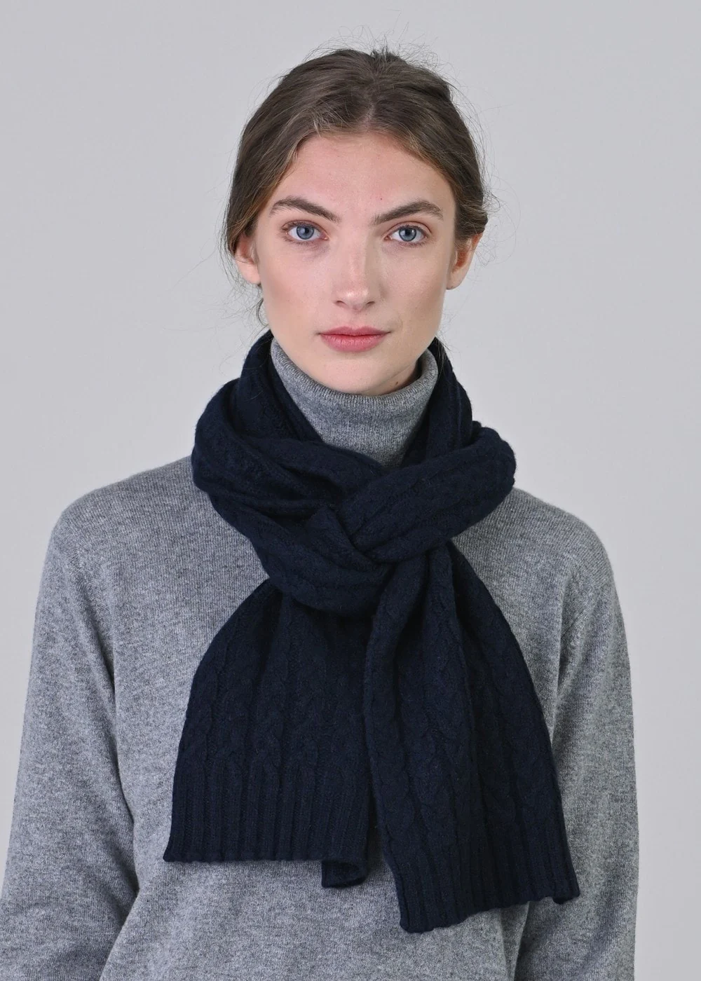 Cashmere Cable Scarf - Image 2