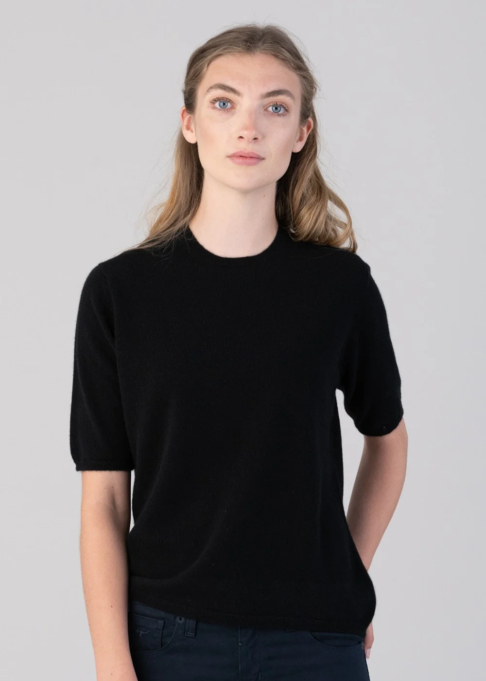 Millie Cashmere Short Sleeve Crew - Image 4