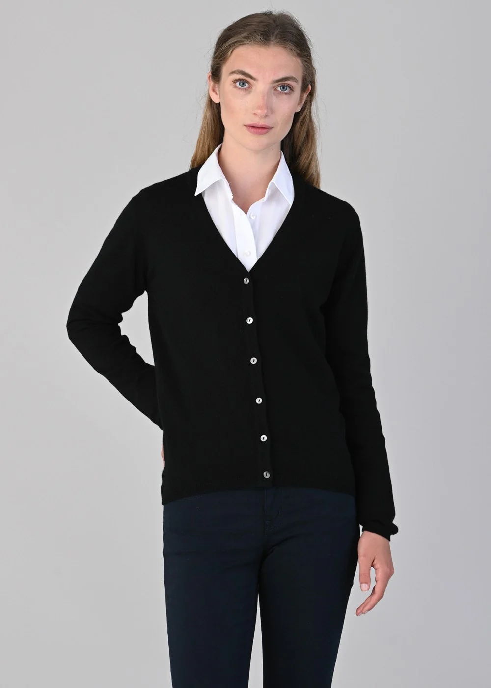 Millie Cashmere Vee Cardigan - Image 4