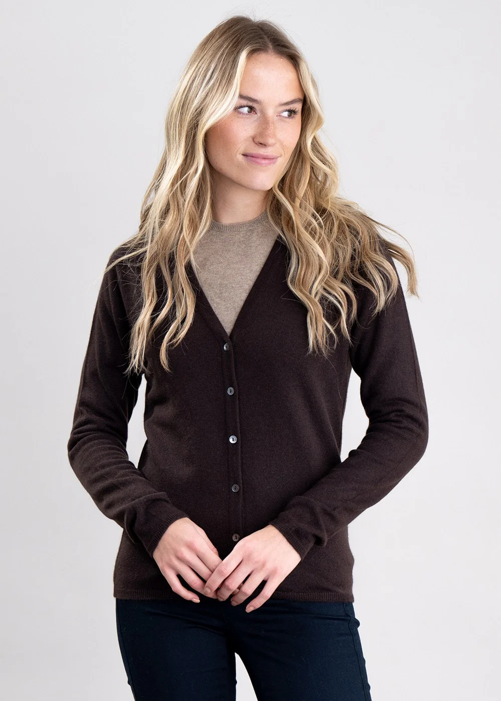 Millie Cashmere Vee Cardigan - Image 3