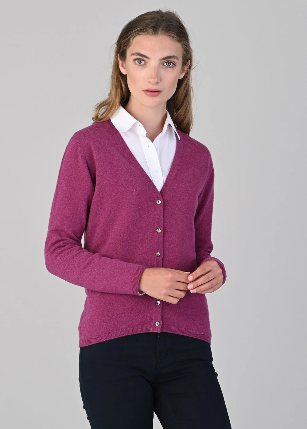 Millie Cashmere Vee Cardigan - Image 3