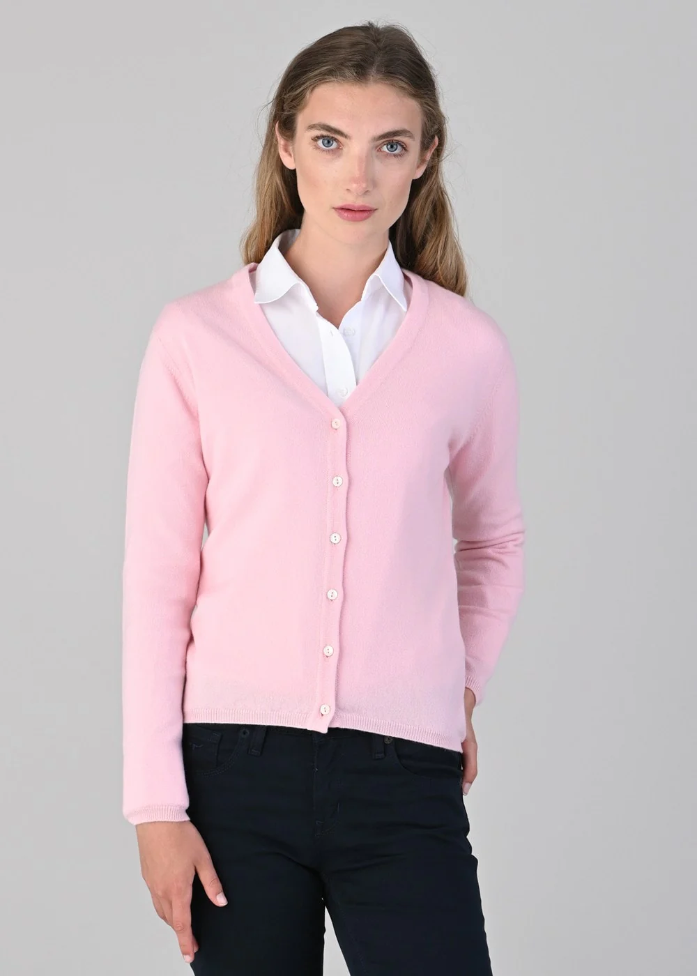 Millie Cashmere Vee Cardigan - Image 4