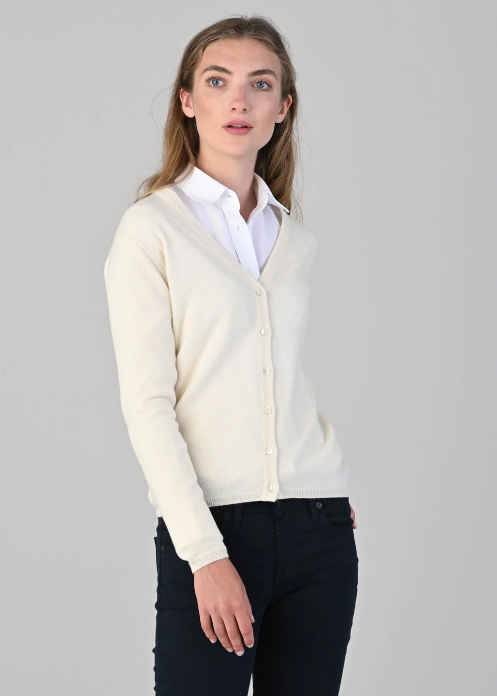 Millie Cashmere Vee Cardigan - Image 3