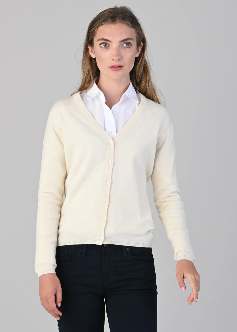 Millie Cashmere Vee Cardigan - Image 4
