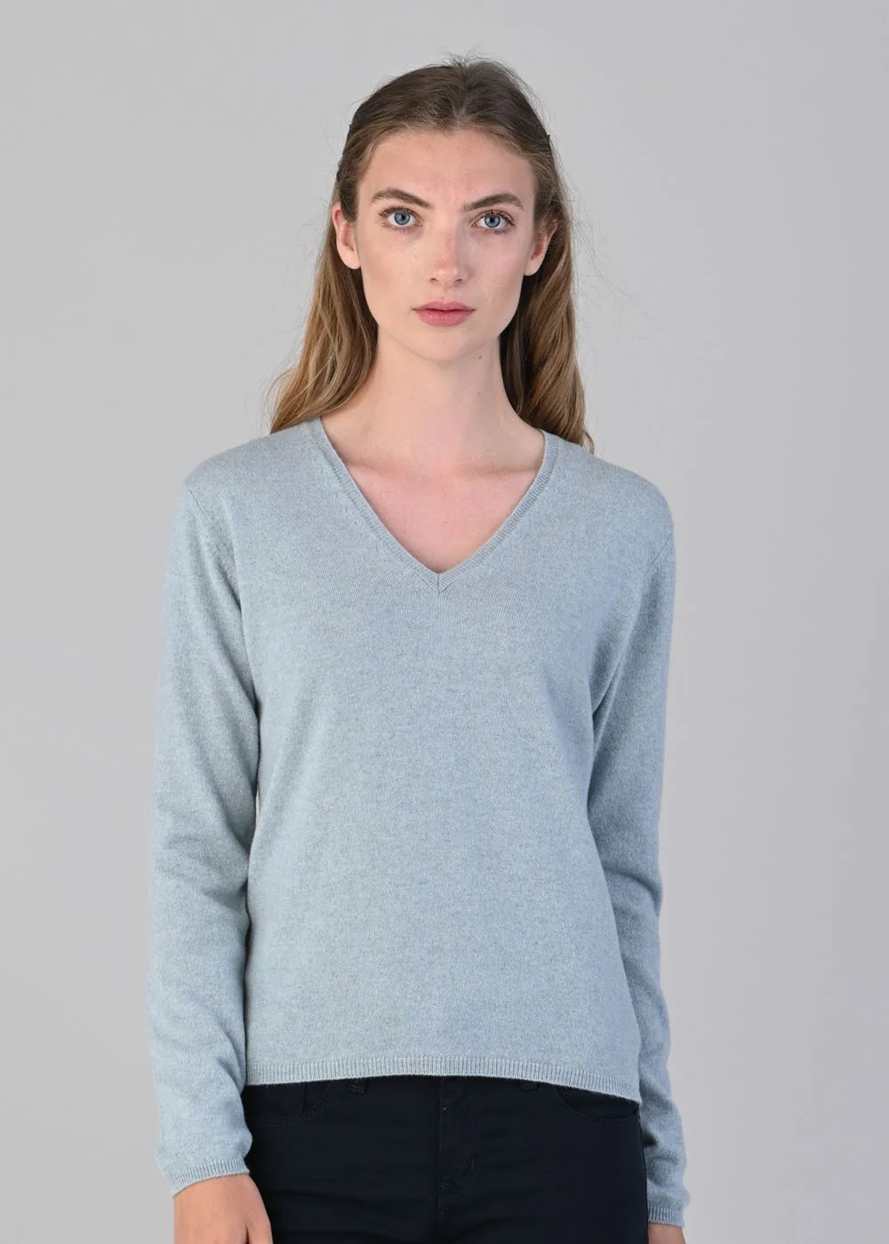 Millie Cashmere Vee Neck