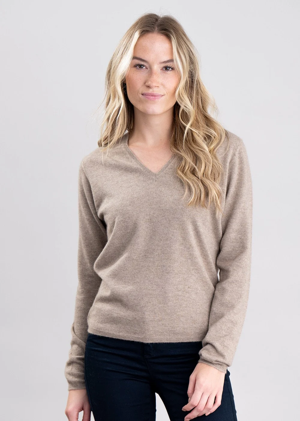 Millie Cashmere Vee Neck
