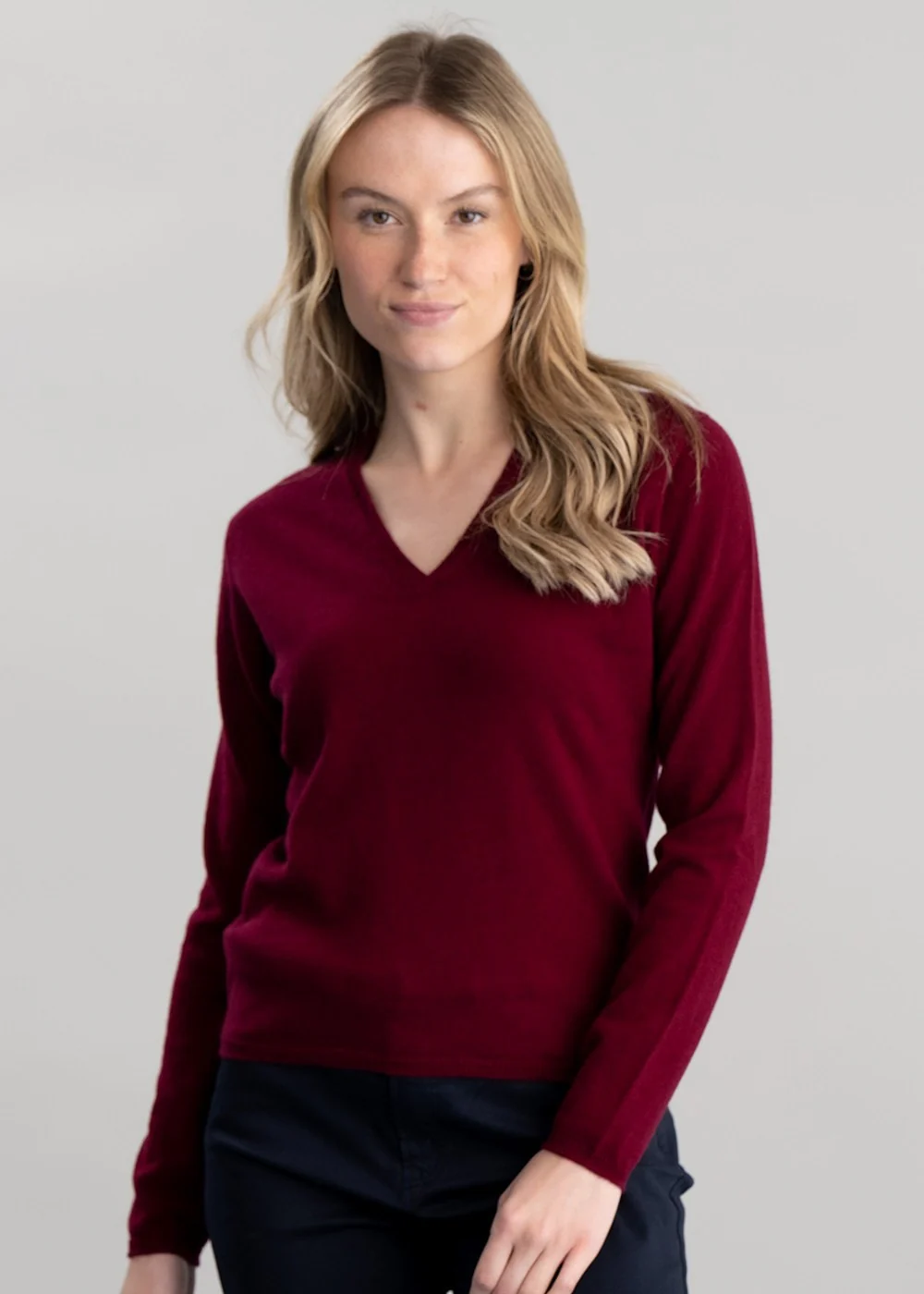 Millie Cashmere Vee Neck - Image 5