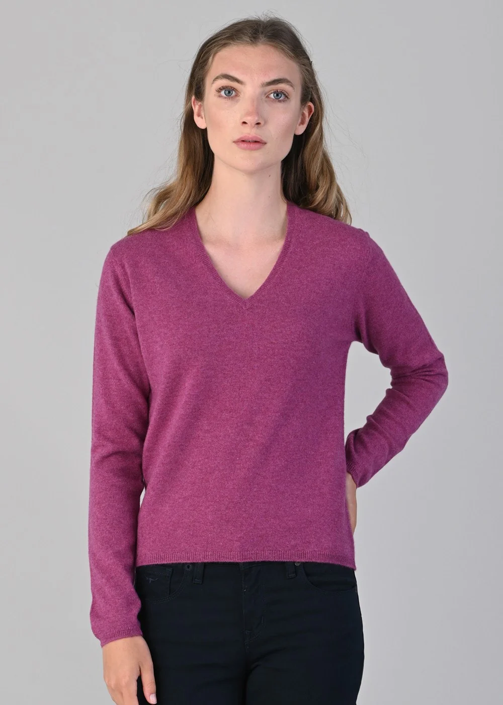 Millie Cashmere Vee Neck - Image 3