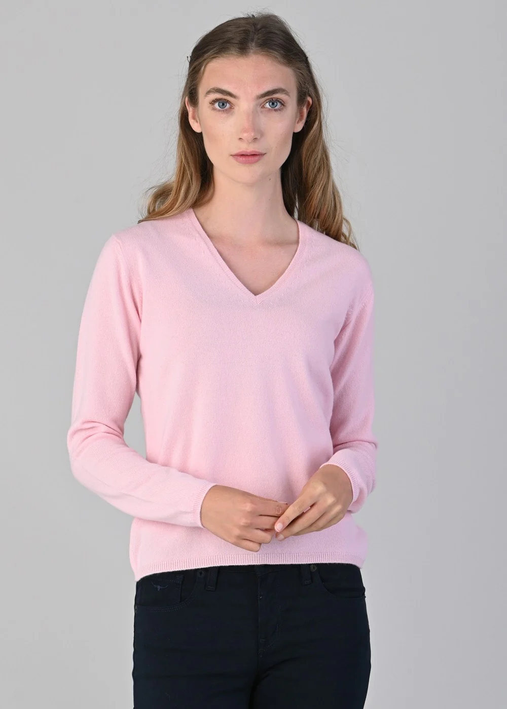 Millie Cashmere Vee Neck - Image 4