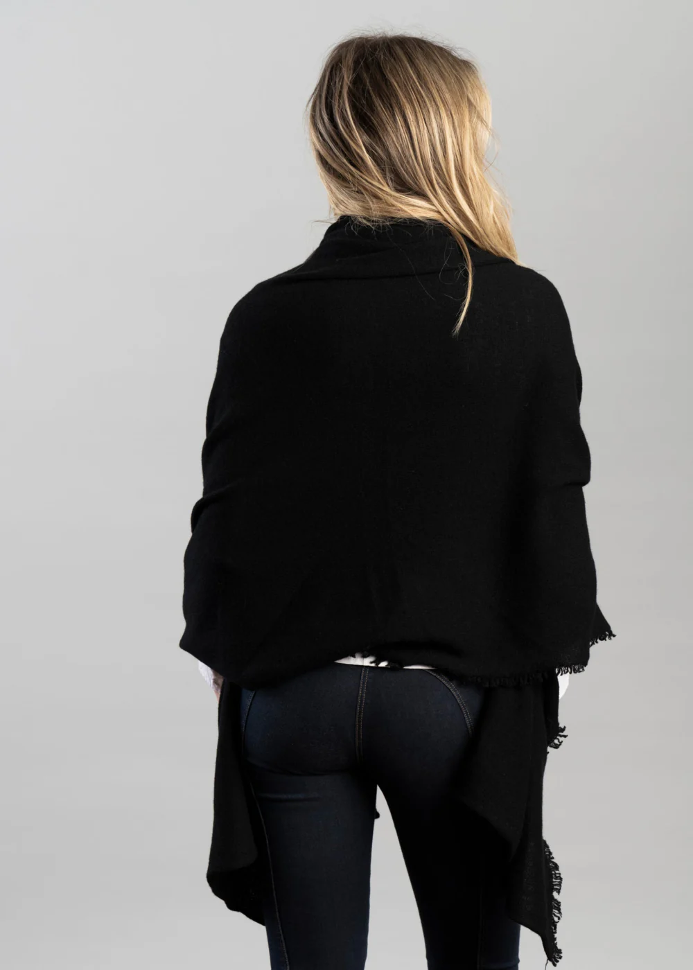 Poppy Cashmere Wrap - Image 4