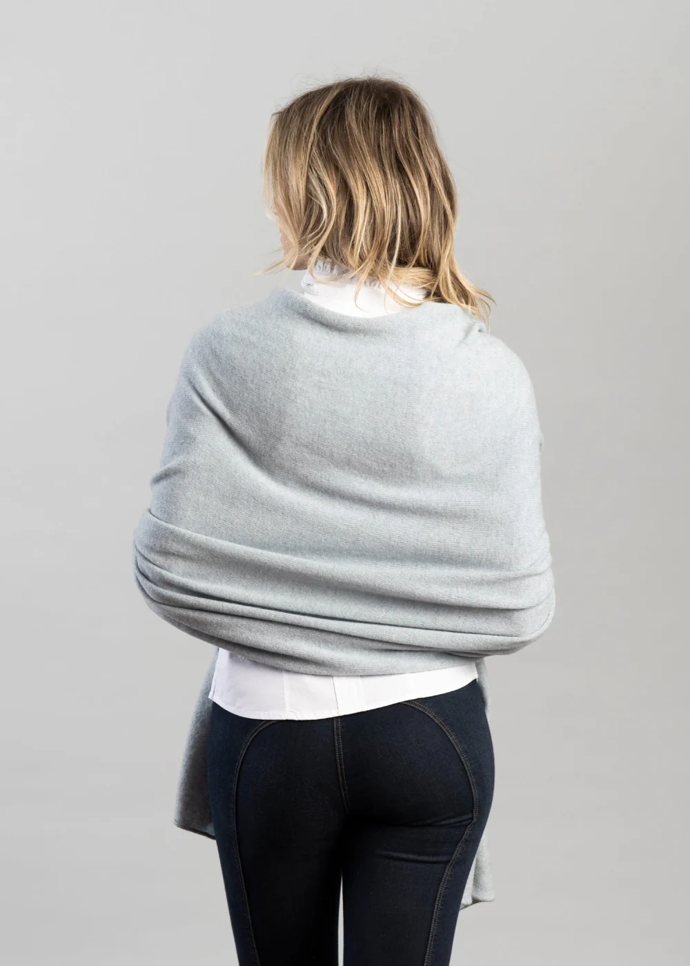 Poppy Cashmere Wrap - Image 4