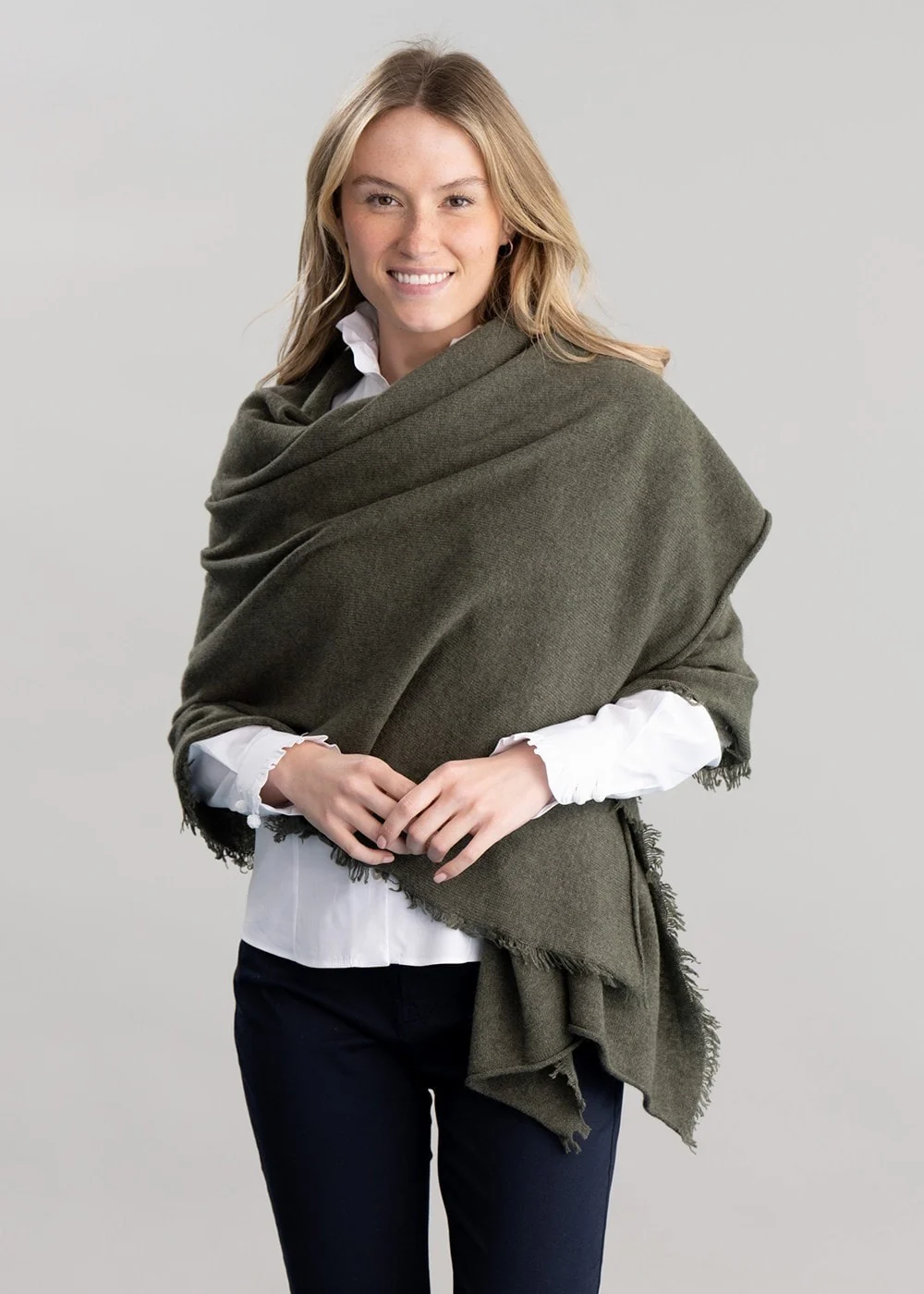 Poppy Cashmere Wrap - Image 4