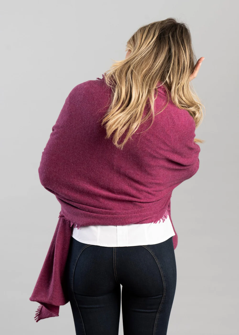 Poppy Cashmere Wrap - Image 4