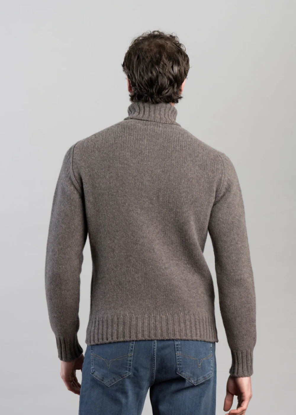 Alain Roll Collar - Image 4