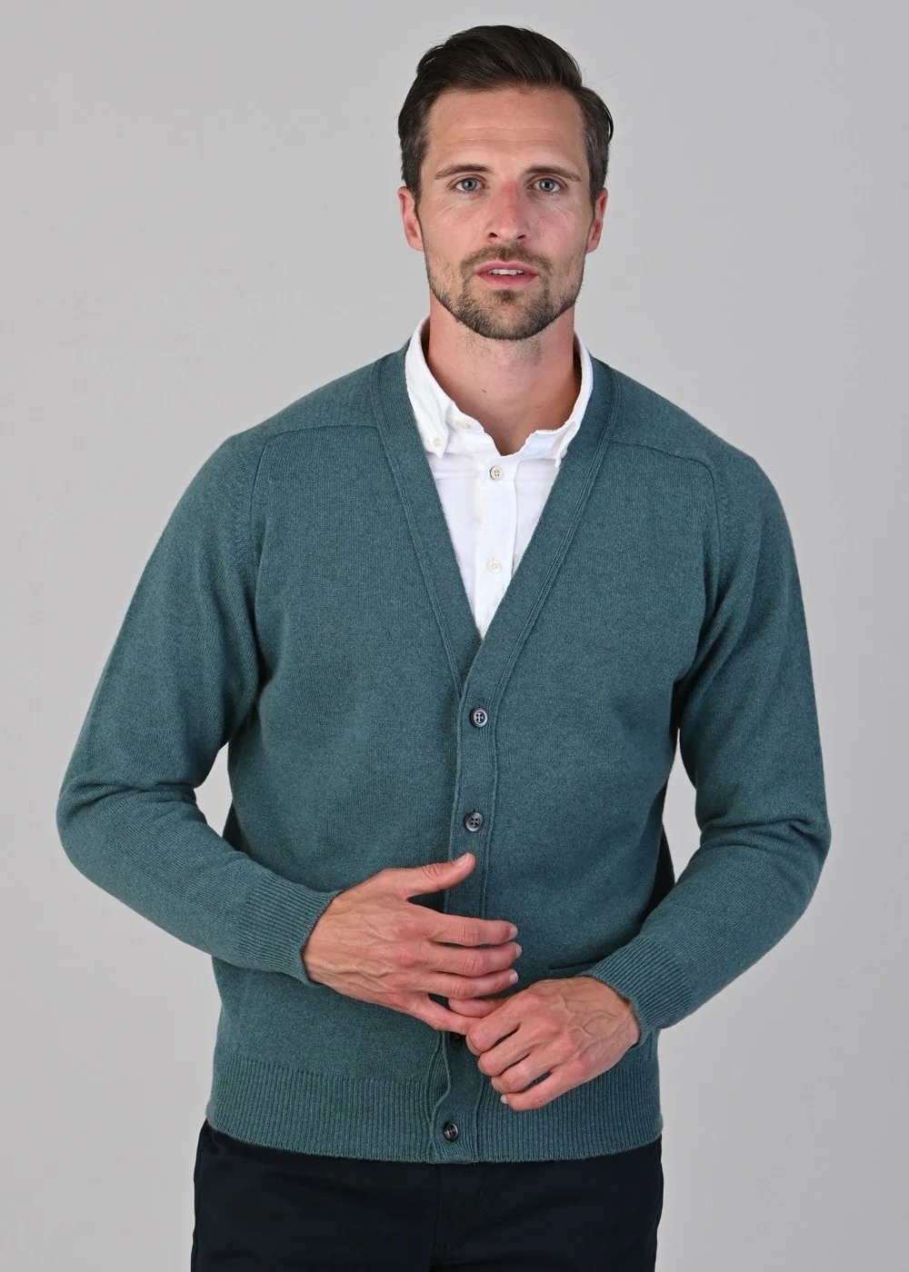 Leven 2 Ply Lambswool Cardigan - Image 4