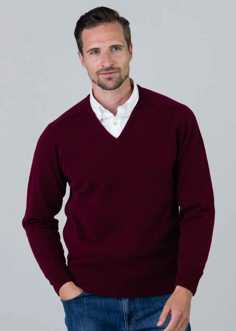 Leven 2 Ply Lambswool V-Neck - Image 4