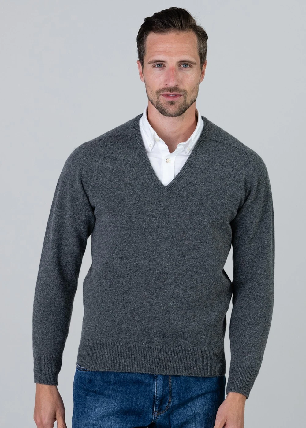 Leven 2 Ply Lambswool V-Neck - Image 2