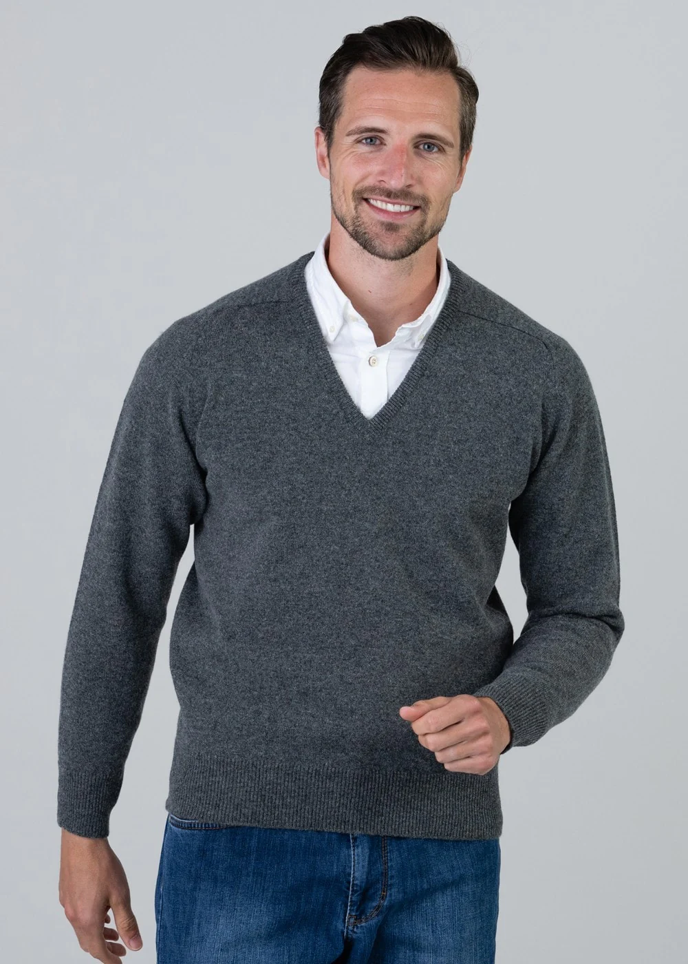 Leven 2 Ply Lambswool V-Neck - Image 4