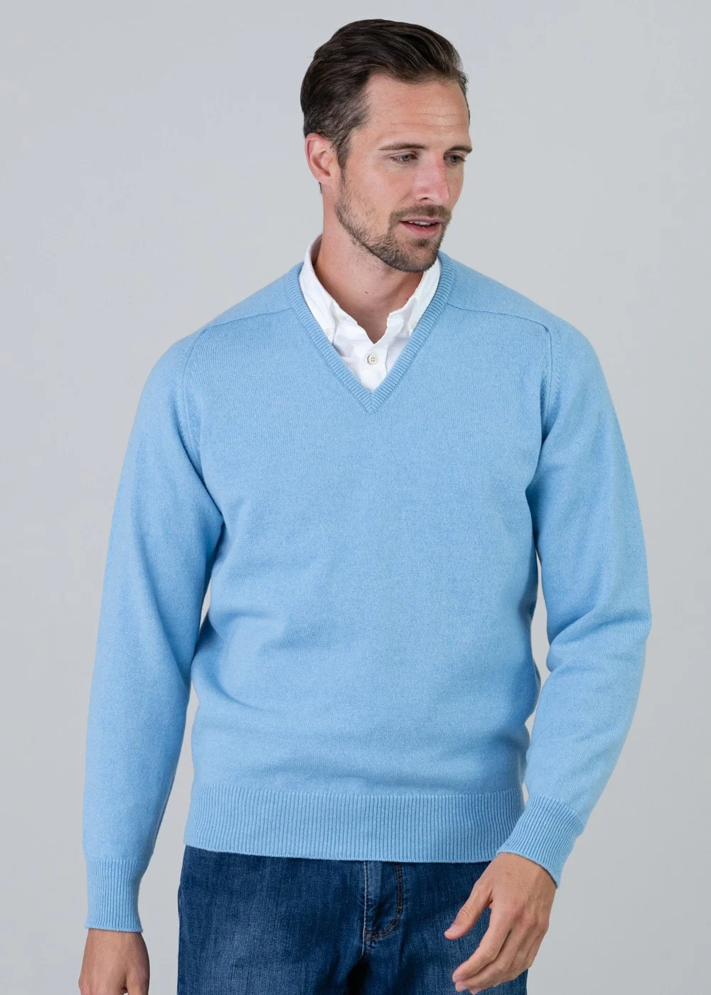 Leven 2 Ply Lambswool V-Neck - Image 2