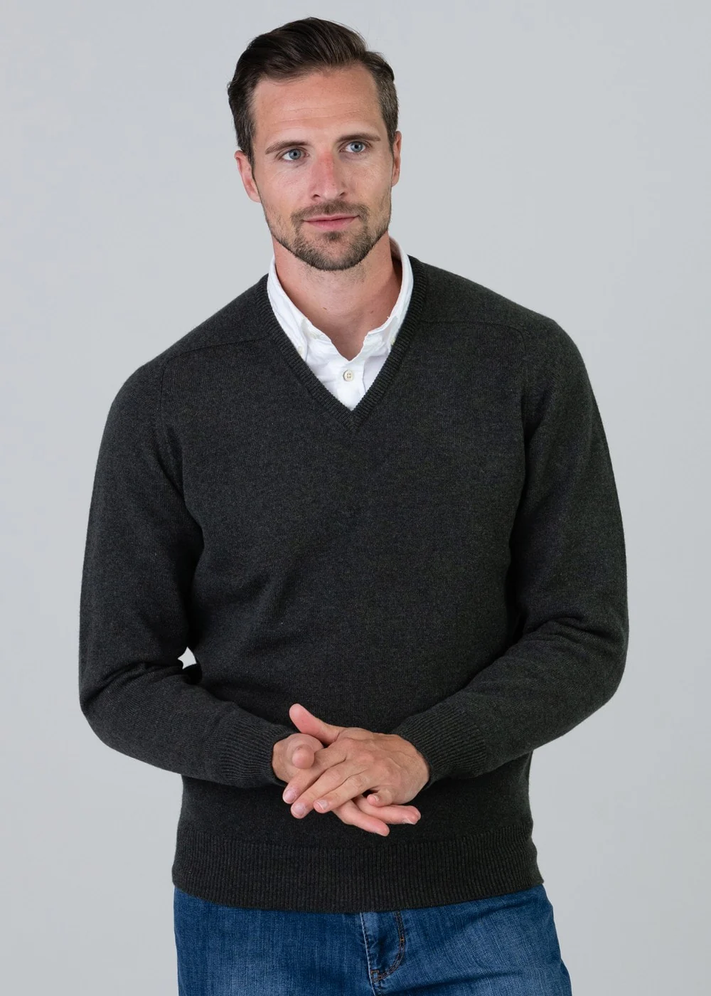 Leven 2 Ply Lambswool V-Neck - Image 2
