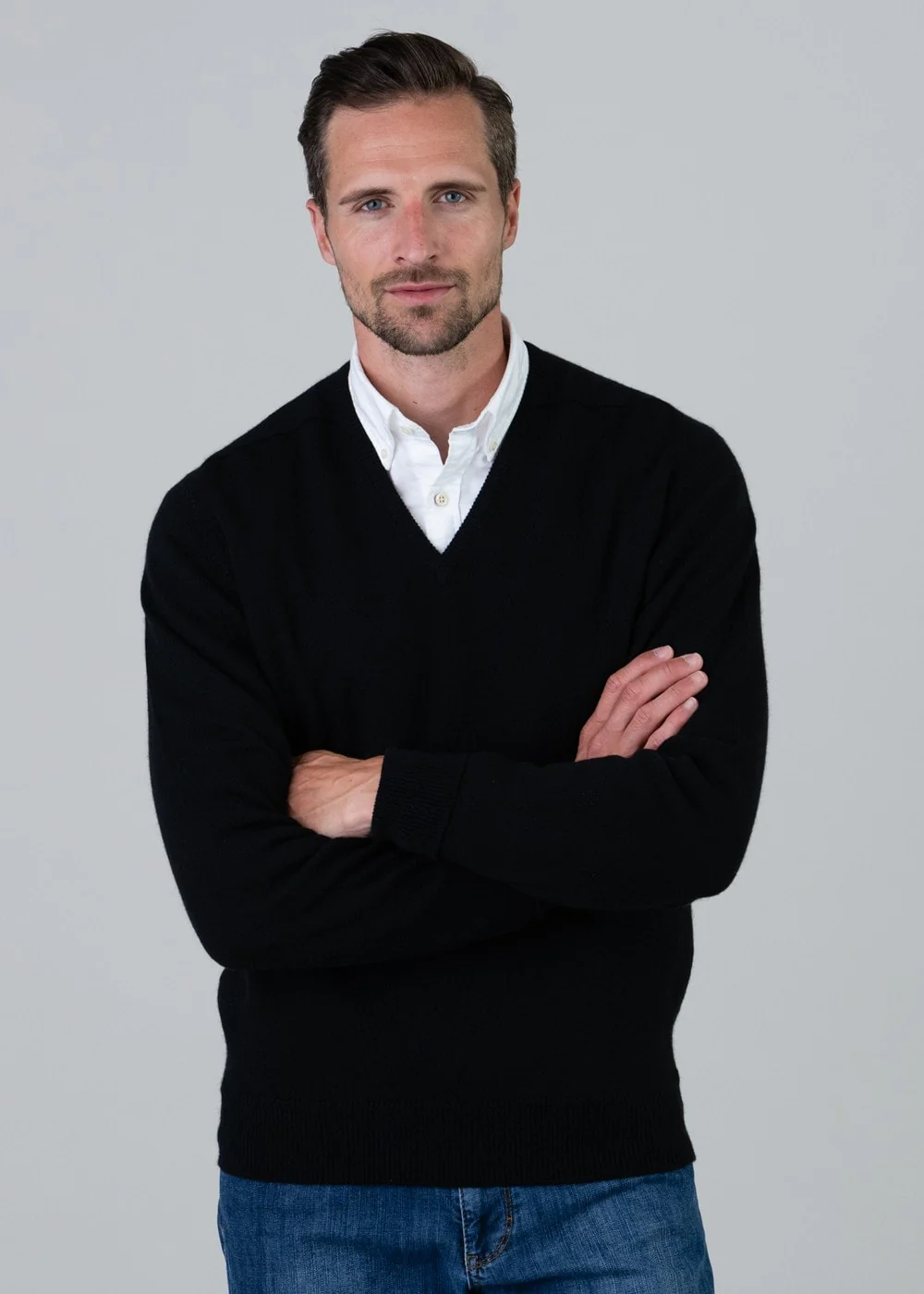 Melrose 2 Ply Cashmere V-Neck - Image 4