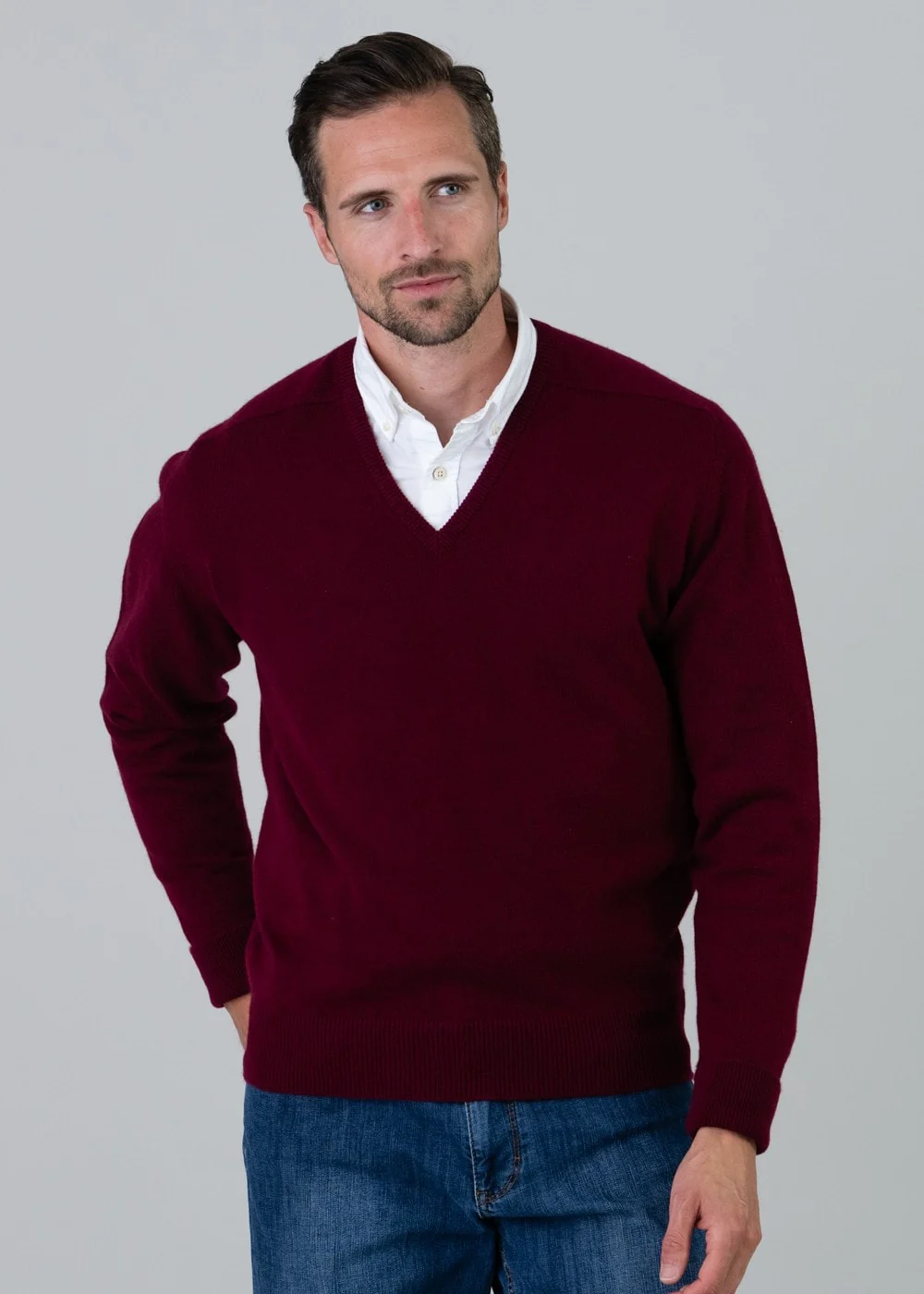 Melrose 2 Ply Cashmere V-Neck - Image 4