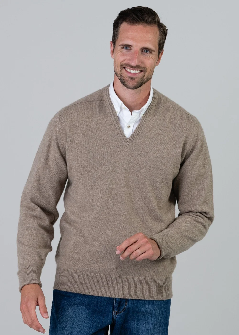 Melrose 2 Ply Cashmere V-Neck - Image 3