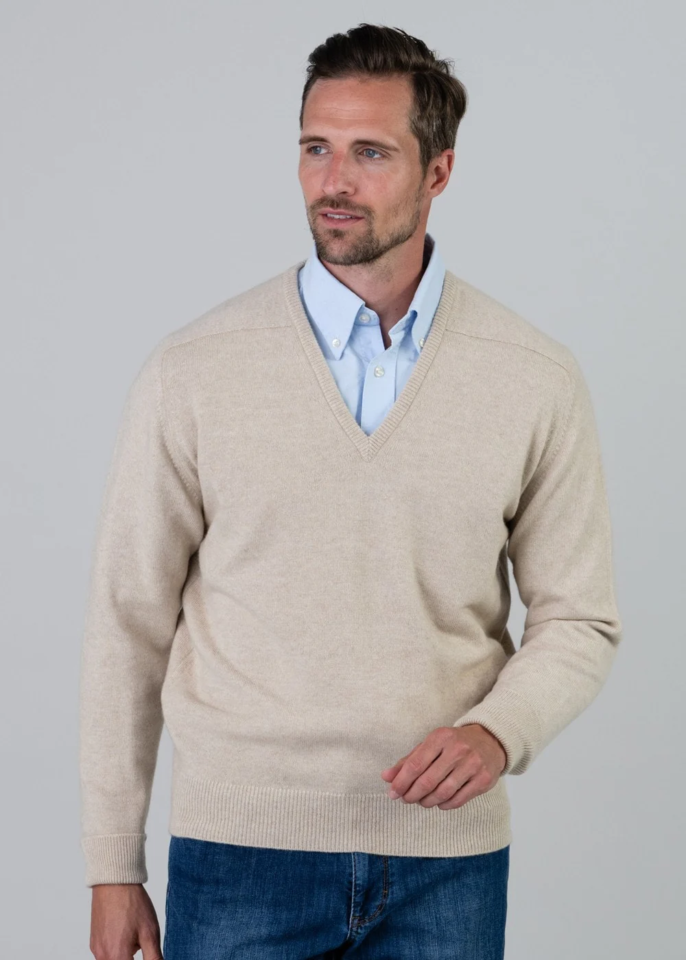 Melrose 2 Ply Cashmere V-Neck - Image 2
