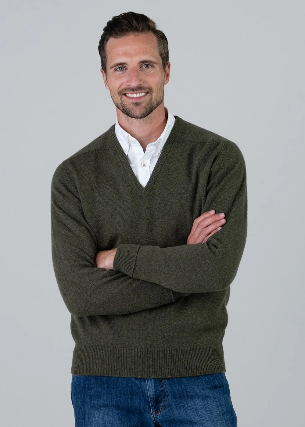 Melrose 2 Ply Cashmere V-Neck - Image 4