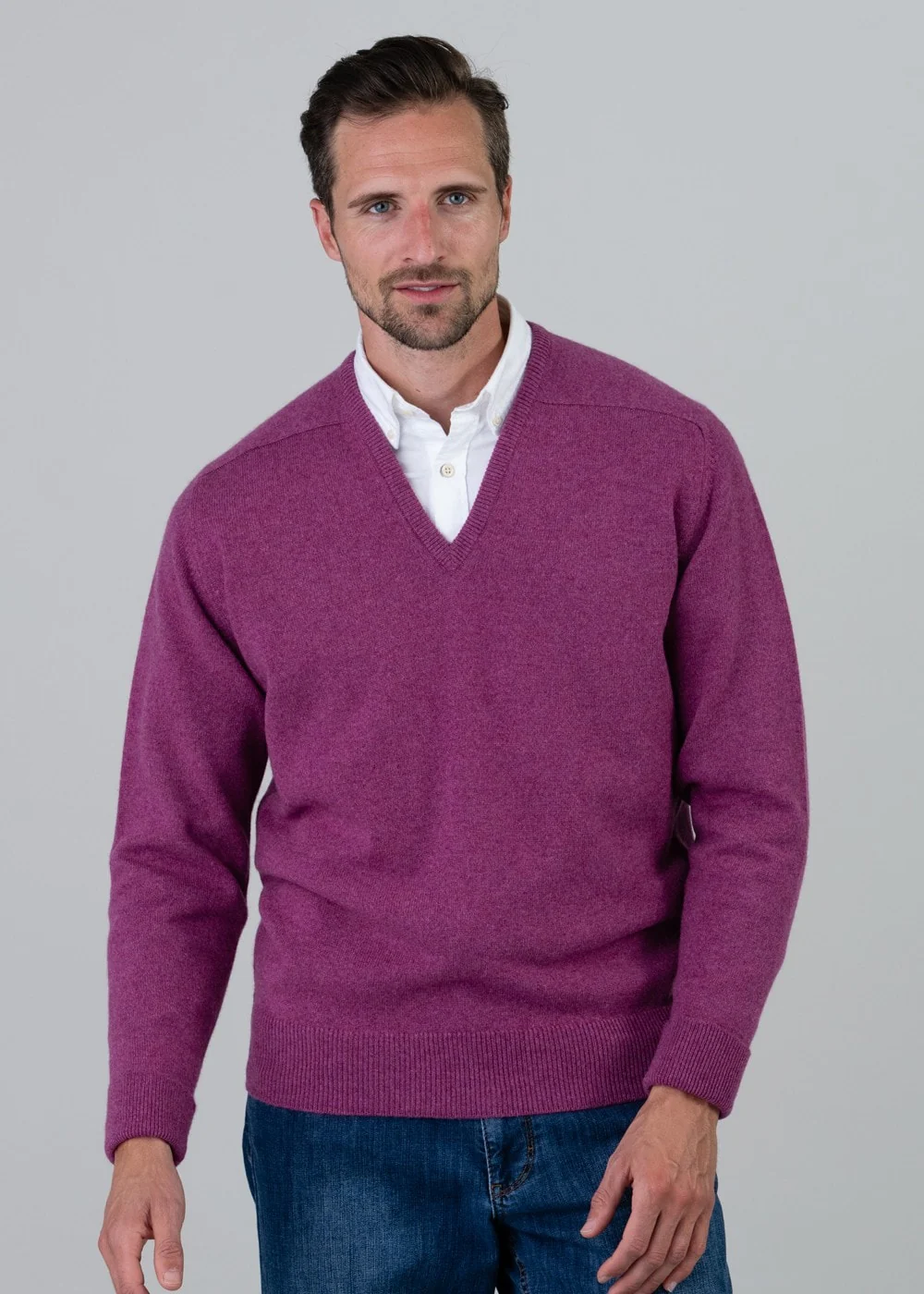 Melrose 2 Ply Cashmere V-Neck - Image 3