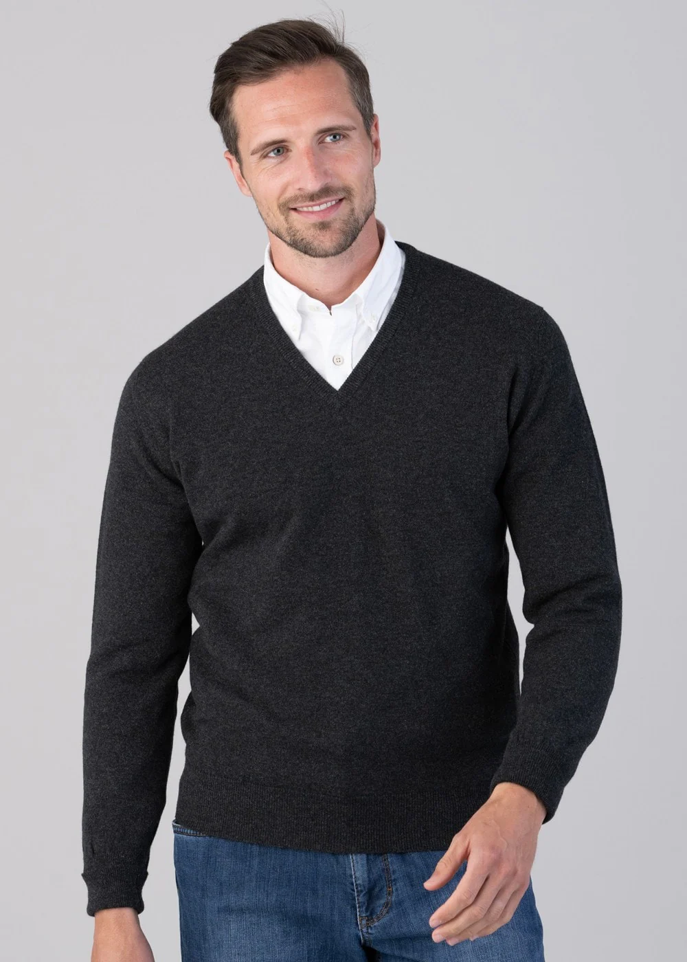 Oxton 1 Ply Cashmere V-Neck - Image 4