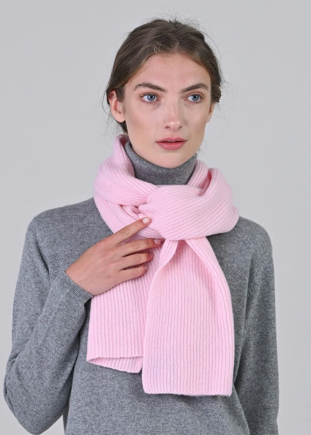 Cashmere Ribbed Scarf - Image 13